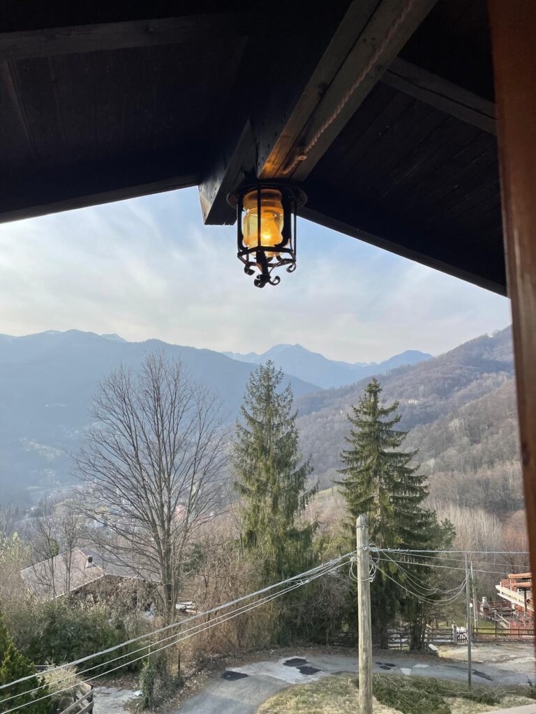 Home Chalet in Piemonte con vista sulle Alpi - Italia